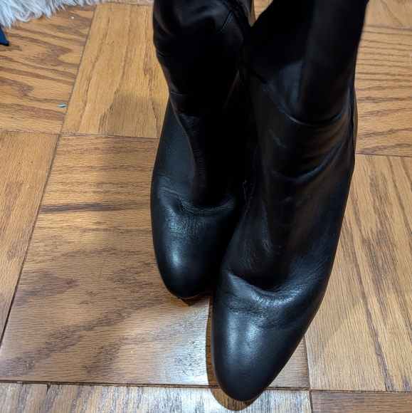 Boots - Picture 8 of 8